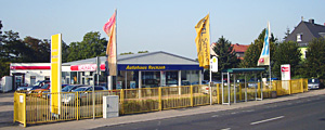 Grenzstr. 28 - 2006 - Opel & Daihatsu